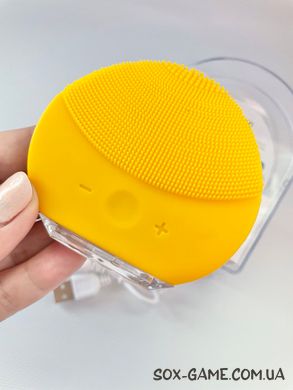 Масажер щітка електрична силіконова для обличчя Yellow