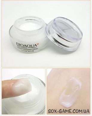 30 г Крем для обличчя відбілюючий Bioaqua Effect Whitening Cream з екстрактом журавлини